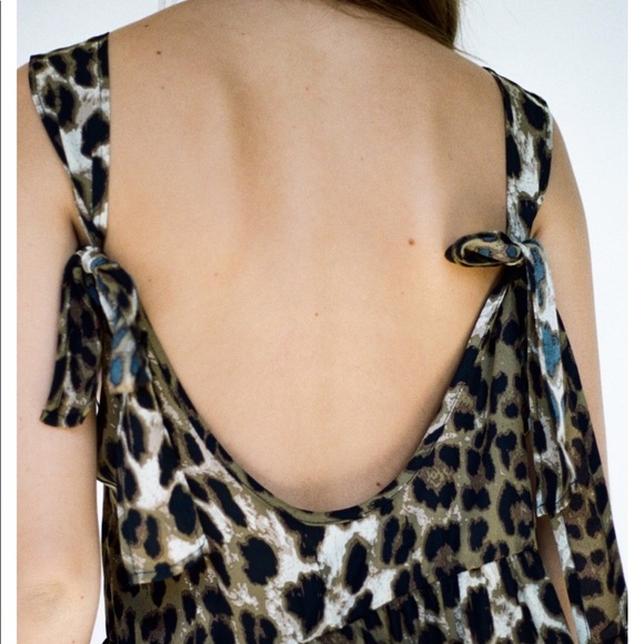 Brand New Jeu Illimité Chloe Romper in Leapord - Picture 4 of 8